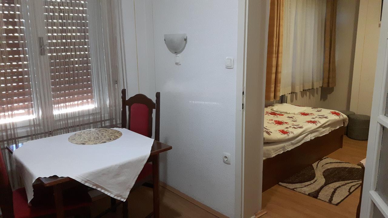 Hotel Restoran Prenociste Croatia Turist Ðakovo Exterior foto