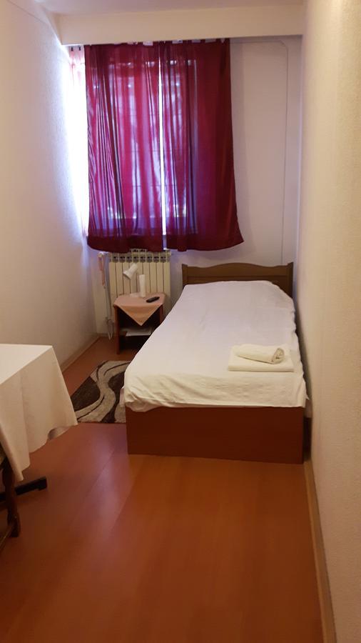Hotel Restoran Prenociste Croatia Turist Ðakovo Exterior foto